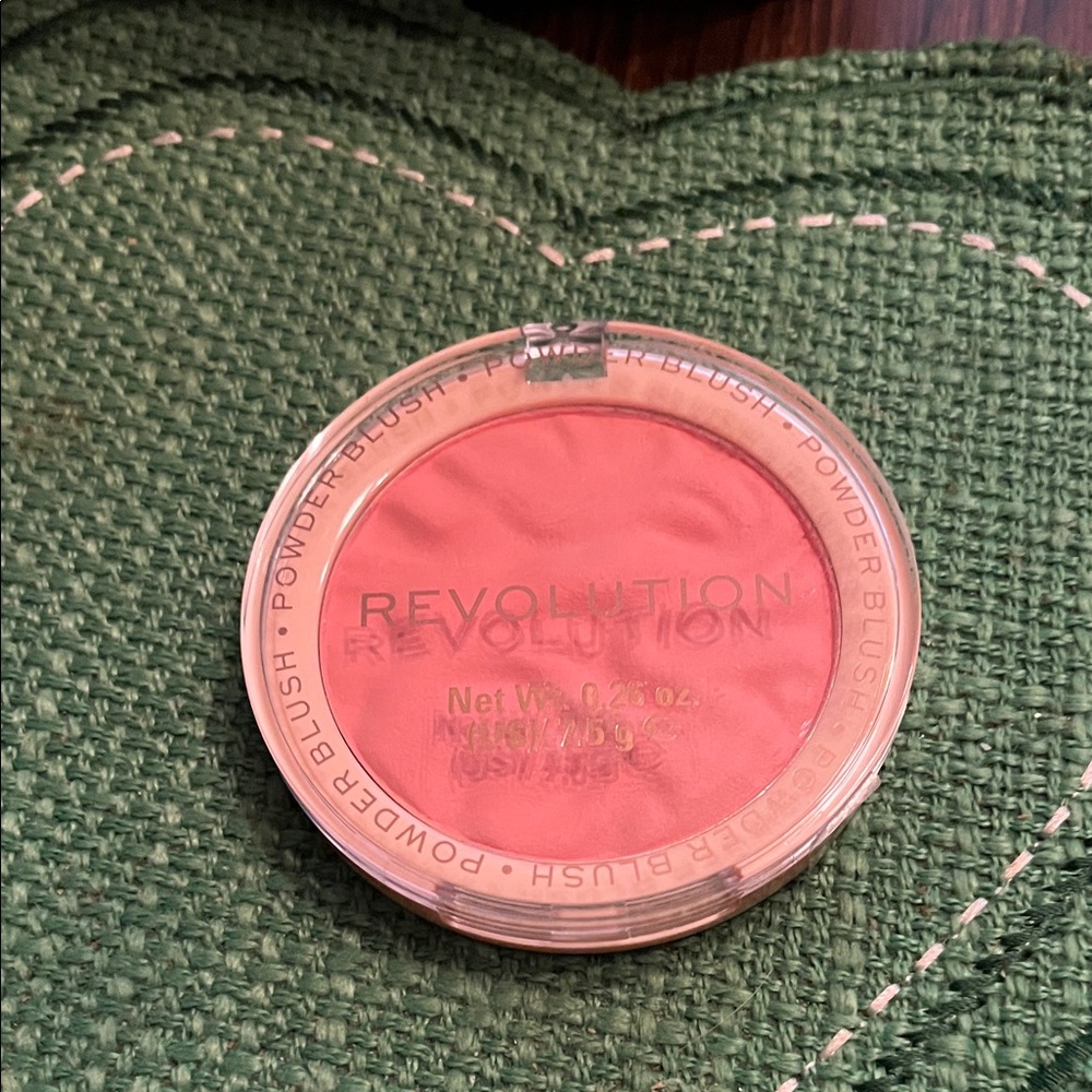 Revolution Blush in Peach Bliss brand new